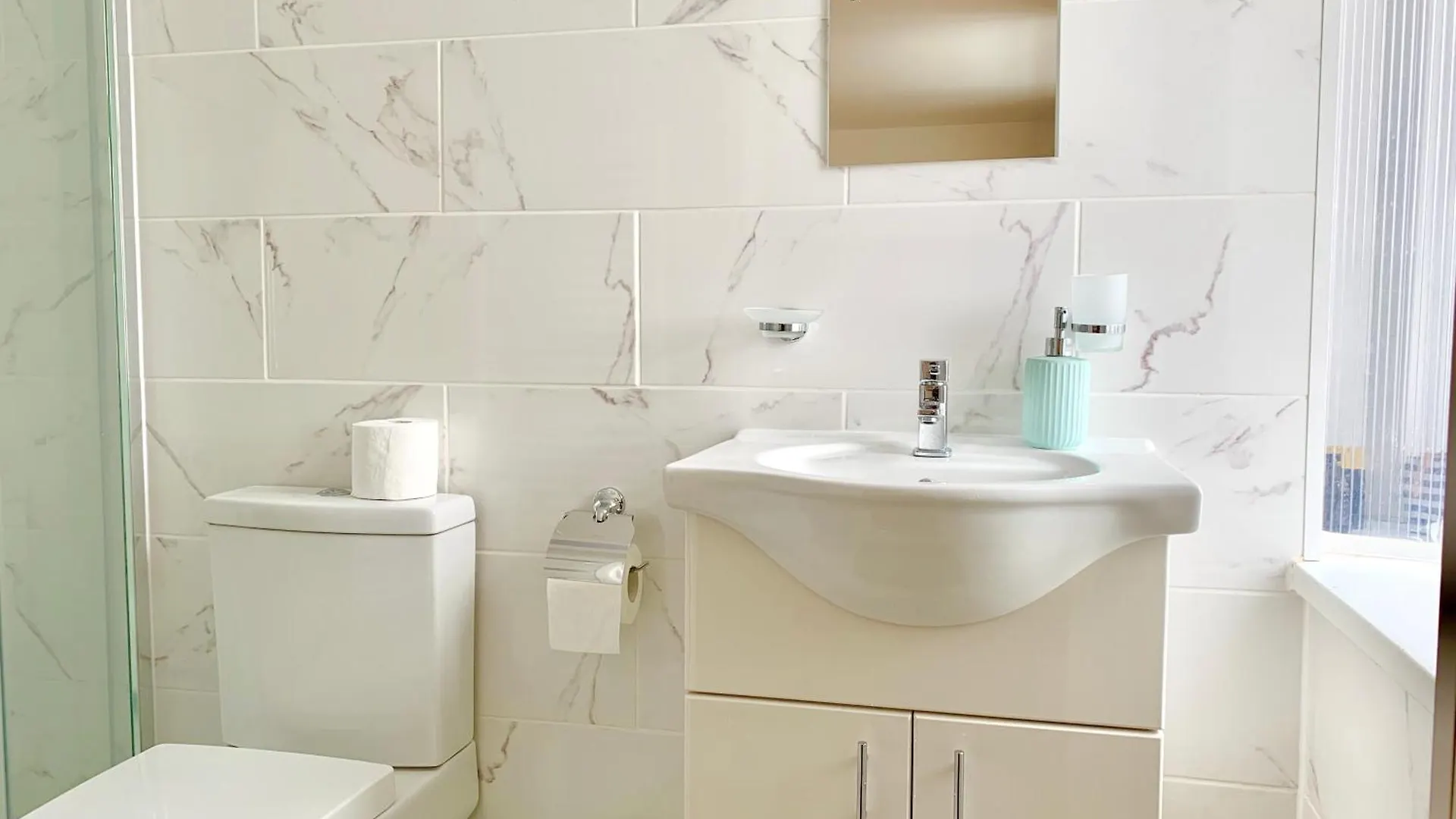 Apartman London Studio Apartments, Private Bathroom, Kitchenette, Parking, Np3