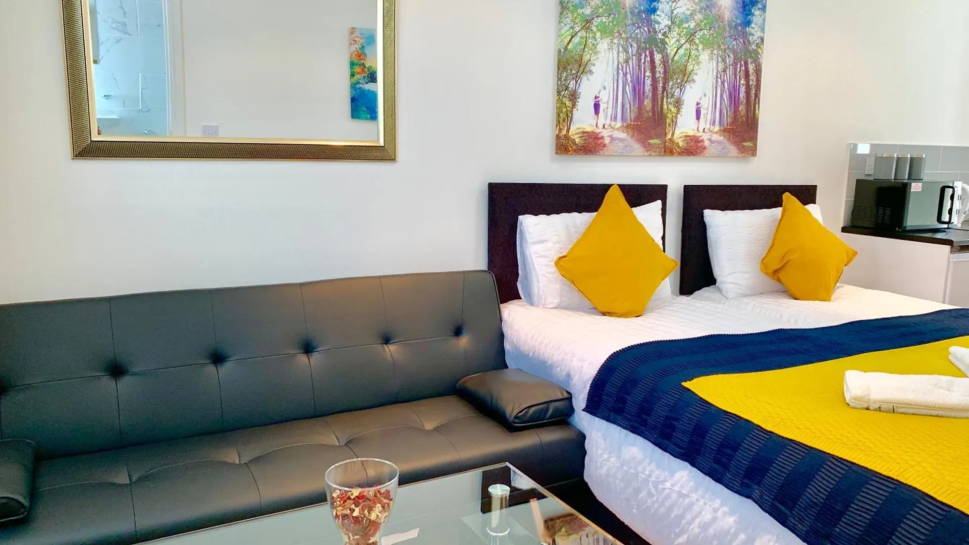 Apartman London Studio Apartments, Private Bathroom, Kitchenette, Parking, Np3